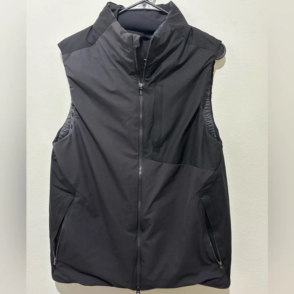 Lululemon Pinnacle Warmth Vest Size Medium